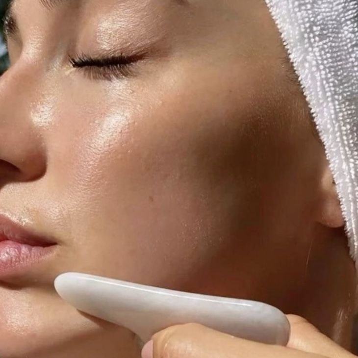 Lifting Skin – Massageador Facial de Quartzo Branco